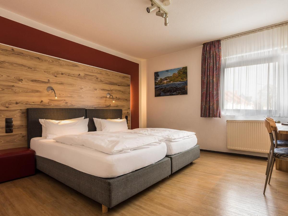 Hotel & Wirtshaus Hansen Bergisch Gladbach Esterno foto