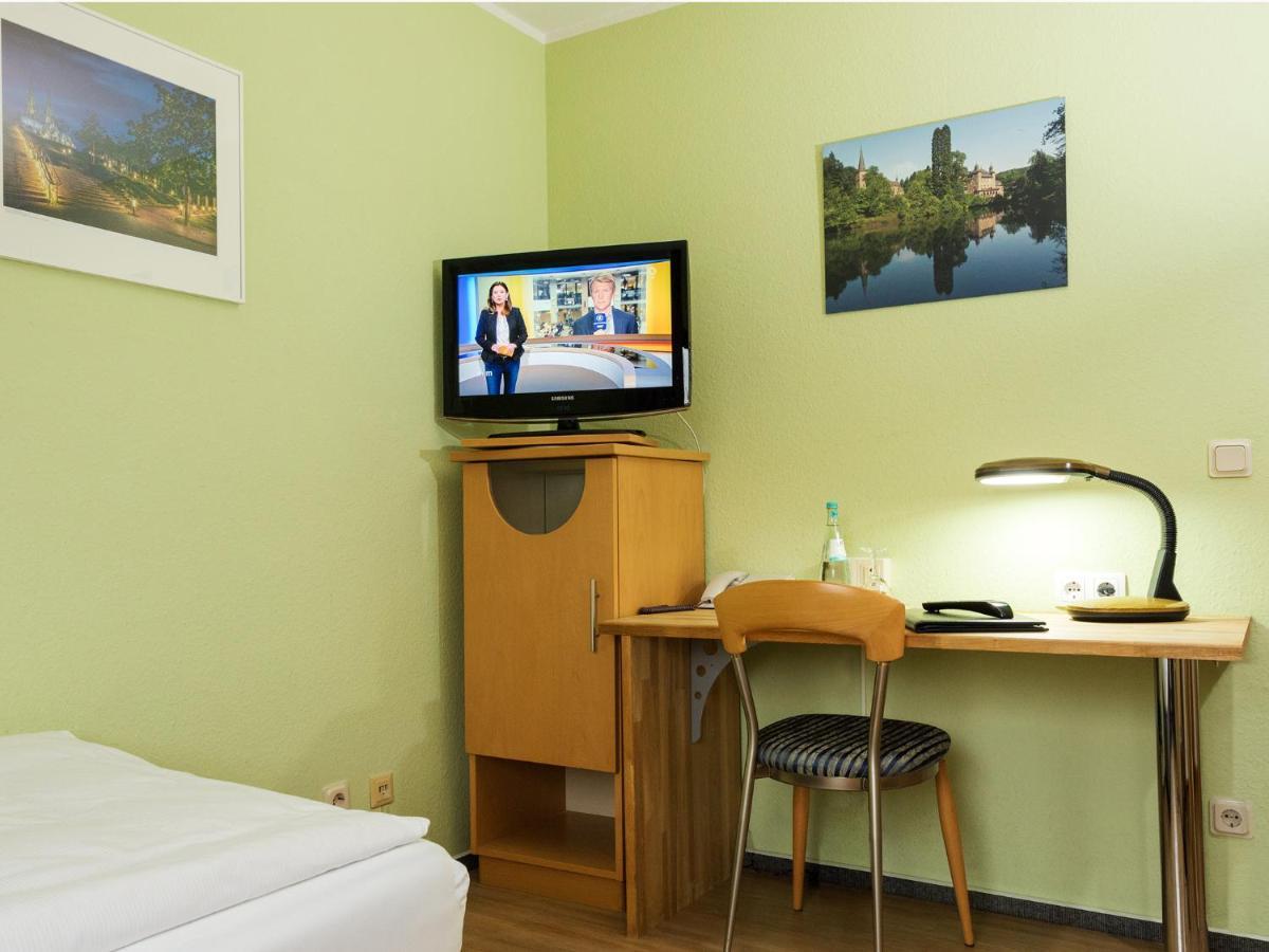 Hotel & Wirtshaus Hansen Bergisch Gladbach Esterno foto